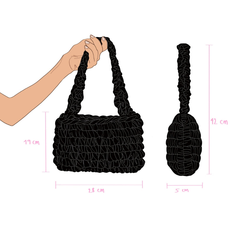 Foto con medidas de Lola